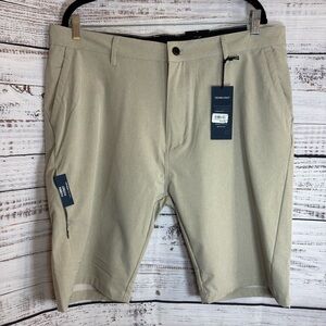 Kenneth Cole Shorts Mens Sz 38 Stretch Wicking Slim Fit Khaki Tech lightweight
